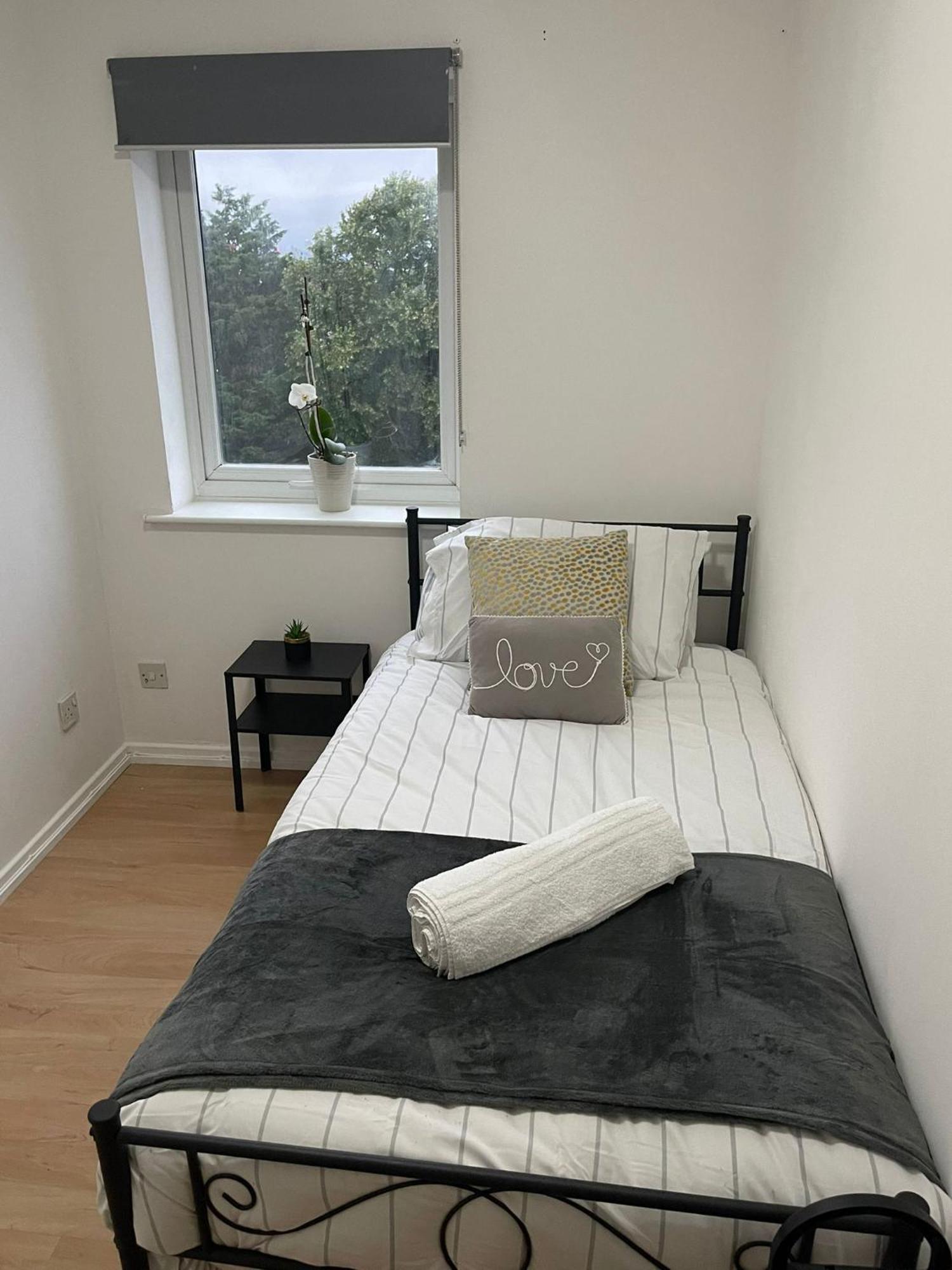 Vry Woolwich - Cosy Property With Stunning Views Of London Plumstead  Exterior photo
